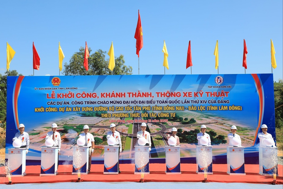 Vì sao 1 tập đoàn rút khỏi liên danh siêu dự án 'kỳ tích sông Hồng'?