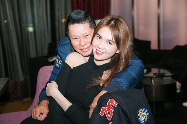 Ty phu Hoang Kieu ngot ngao ben Ngoc Trinh anh 3