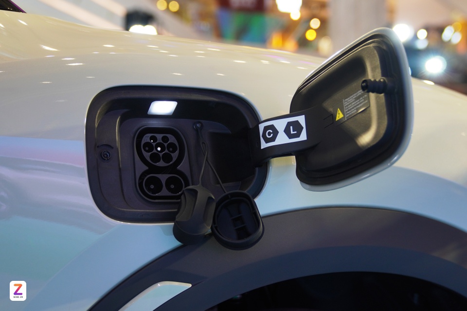 BYD Atto 2,  Geely EX2 anh 19