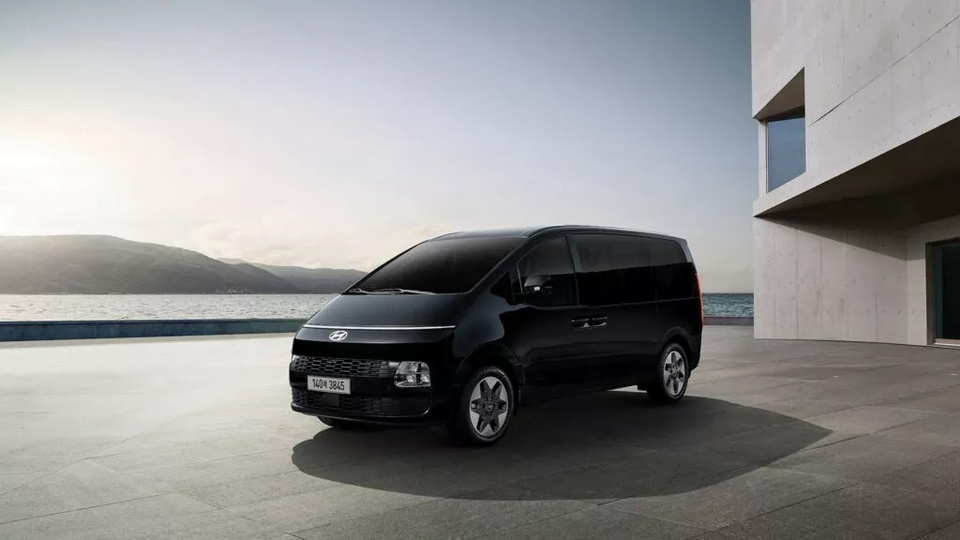 Hyundai,  Staria anh 2