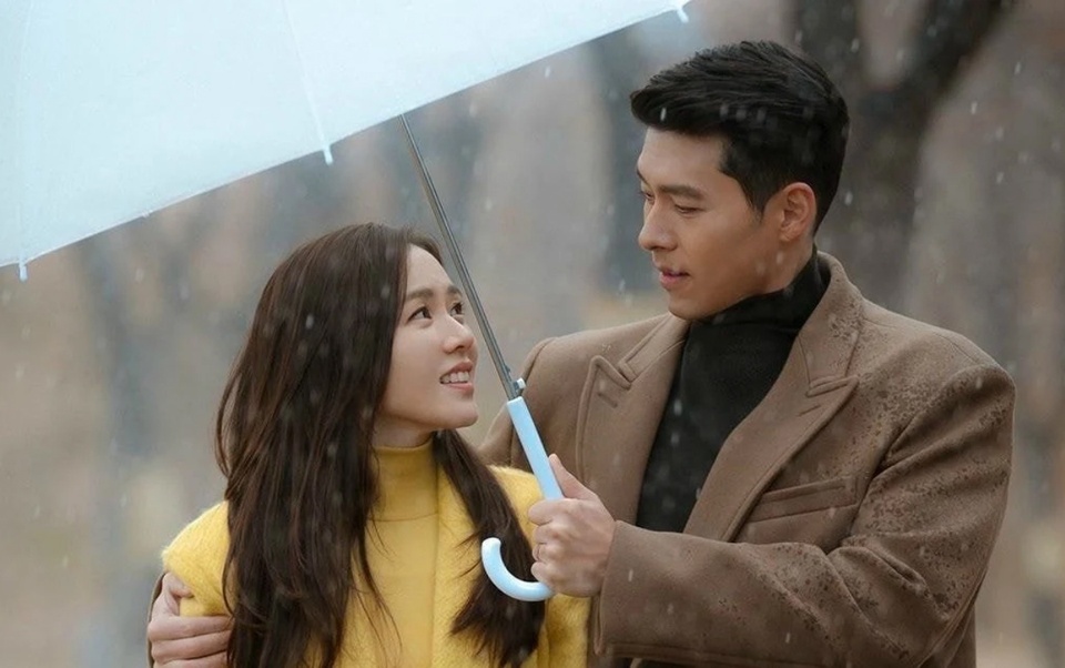 Hyun Bin hen ho Son Ye Jin anh 2