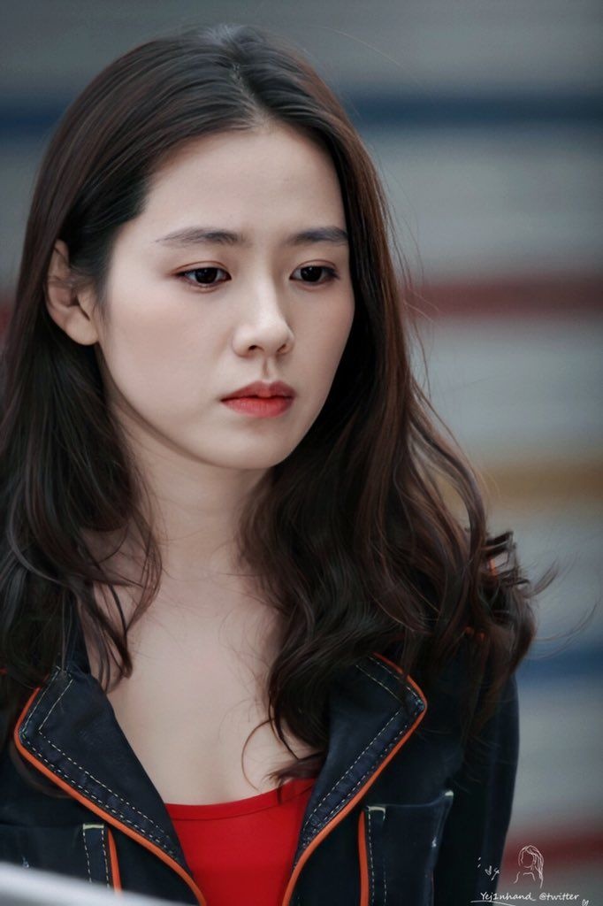 Hyun Bin hen ho Son Ye Jin anh 3