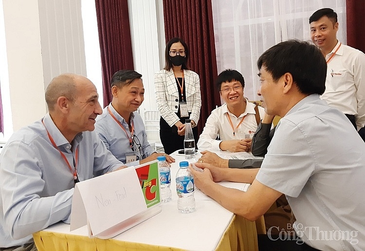 Doanh nghiep Viet chen chan dua hang vao sieu thi Thai Lan anh 1
