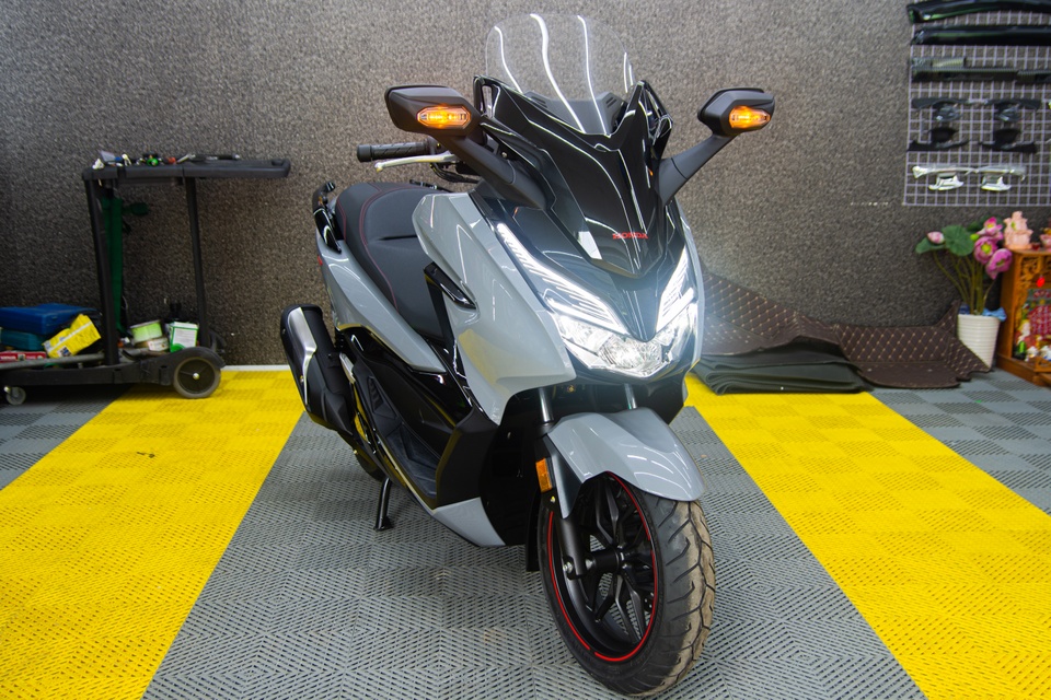 Honda Forza 300 2020 ban gioi han ve VN,  gia tu 345 trieu dong anh 1