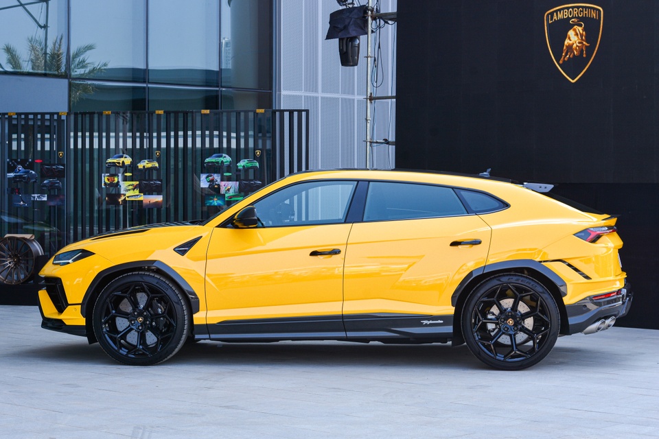 suv,  dat nhat the gioi,  top 10,  lamborghini,  ferrari,  maybach,  mercedes,  rolls-royce,  Cullinan,  Purosangue,  urus,  g63,  dbx,  dbx707,  aston martin anh 43