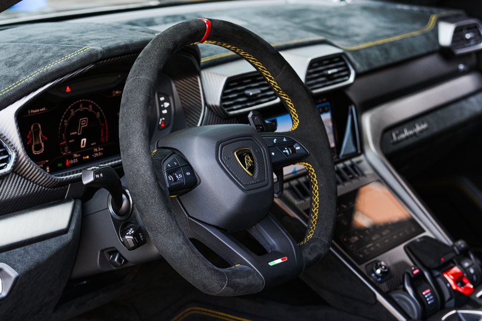 suv,  dat nhat the gioi,  top 10,  lamborghini,  ferrari,  maybach,  mercedes,  rolls-royce,  Cullinan,  Purosangue,  urus,  g63,  dbx,  dbx707,  aston martin anh 45