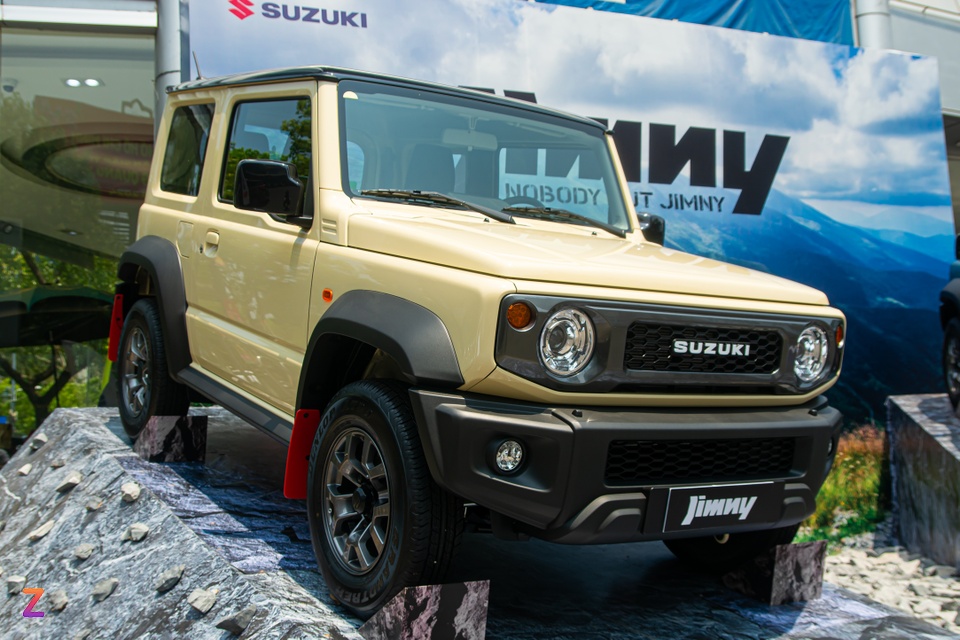 Suzuki Jimny mo ban anh 15