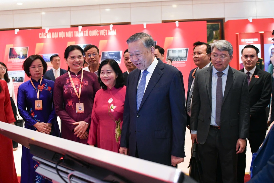 tong bi thu anh 2