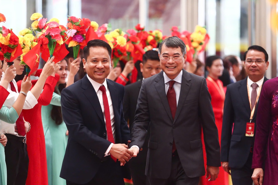 tong bi thu anh 3