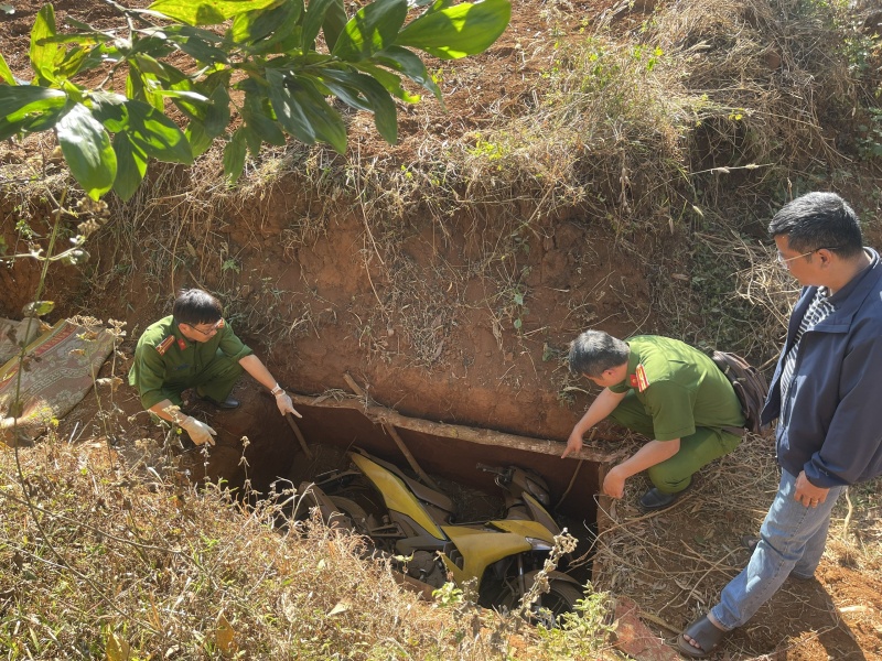 Phòng giao dịch Vietcombank, NV Vietcombank Trà Bá, Chủ Vietcombank Trà Bá, Gđốc Vietcombank Trà Bá ảnh 2 Phong giao dich Vietcombank, NV Vietcombank Tra Ba, Chu Vietcombank Tra Ba, Gdoc Vietcombank Tra Ba anh 2