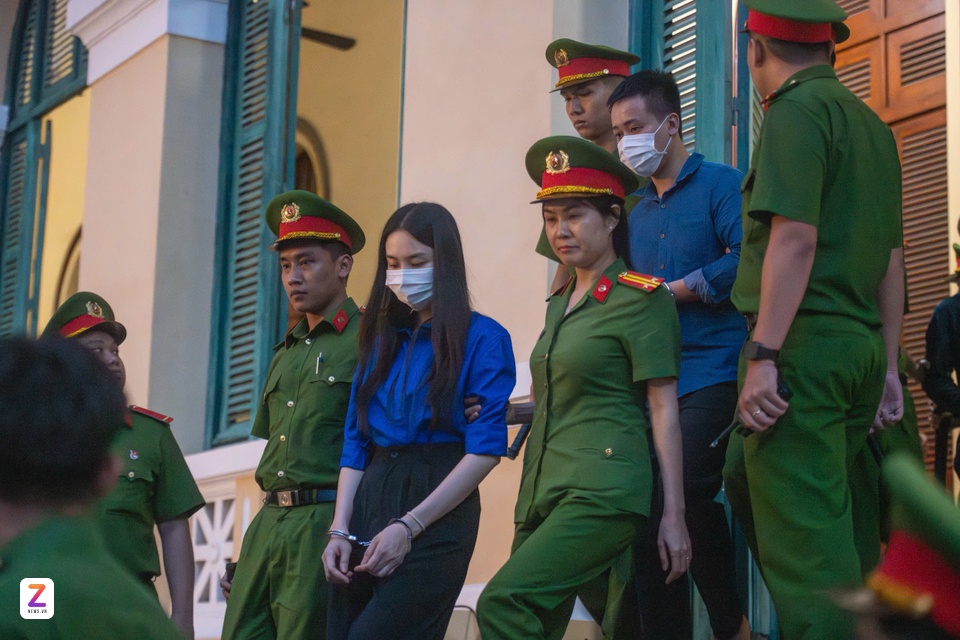 xet xu thuy tien anh 4