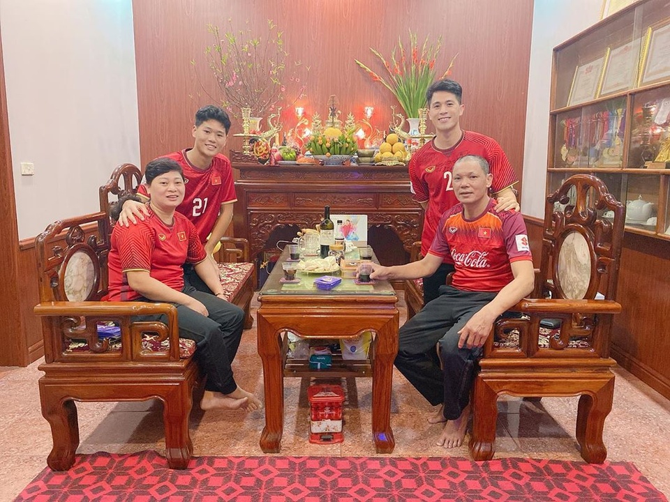 cau thu don Tet anh 1