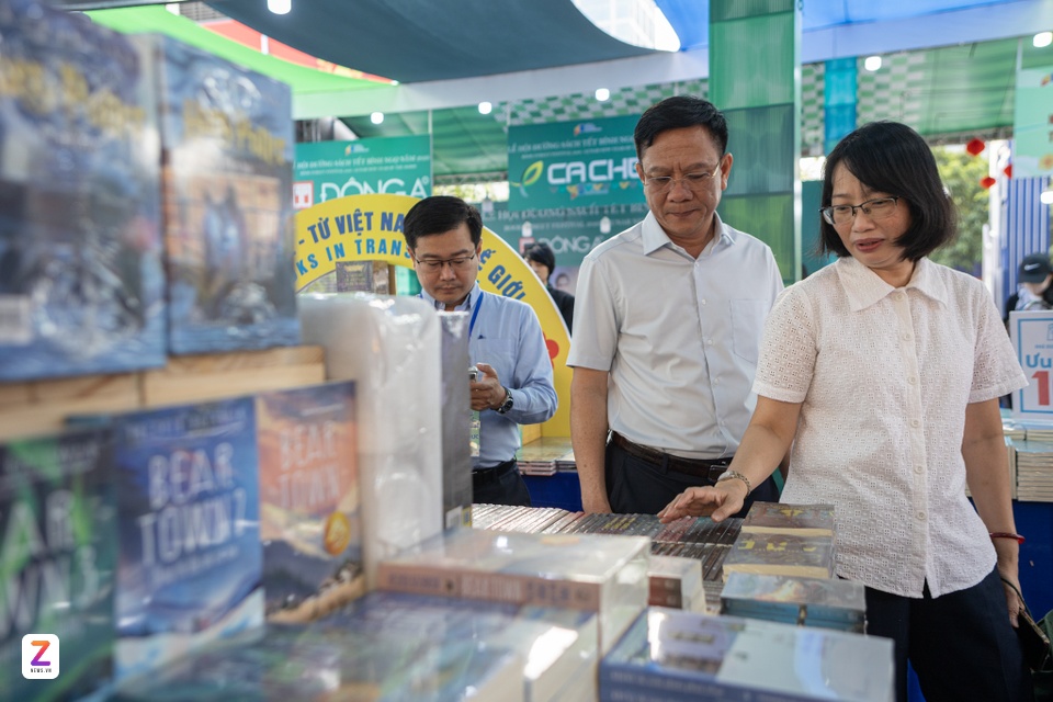 duong sach Tet anh 9