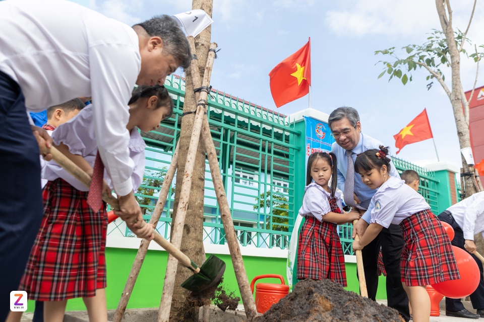 truong_TDN_khanhthanh_11_znews.jpg