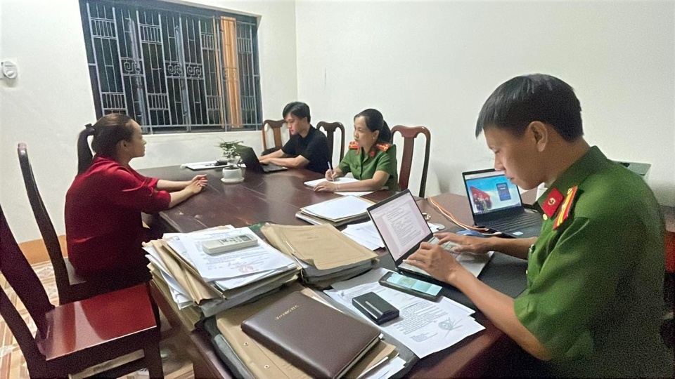 Trộm vàng ảnh 1 Trom vang anh 1