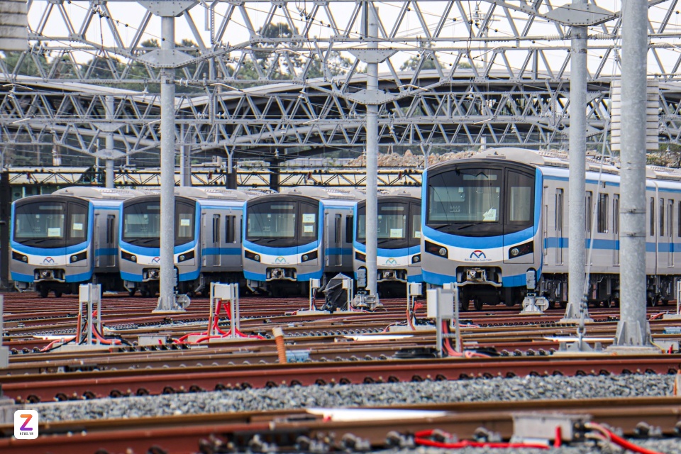 tau metro so 1 anh 12