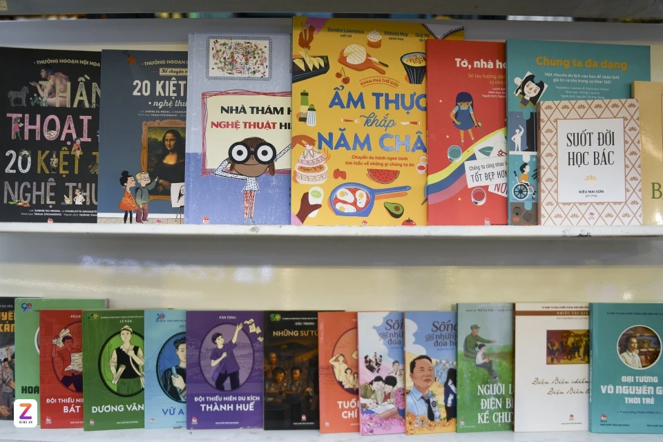 Tu sach thieu nhi anh 9