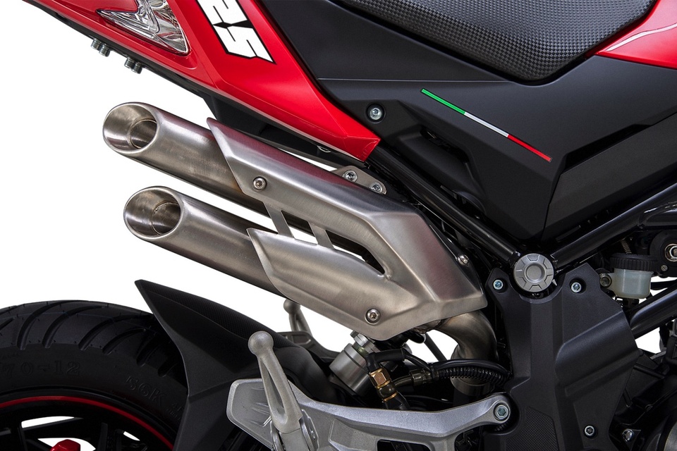 Benelli TNT 135 2020 co them mau moi anh 10