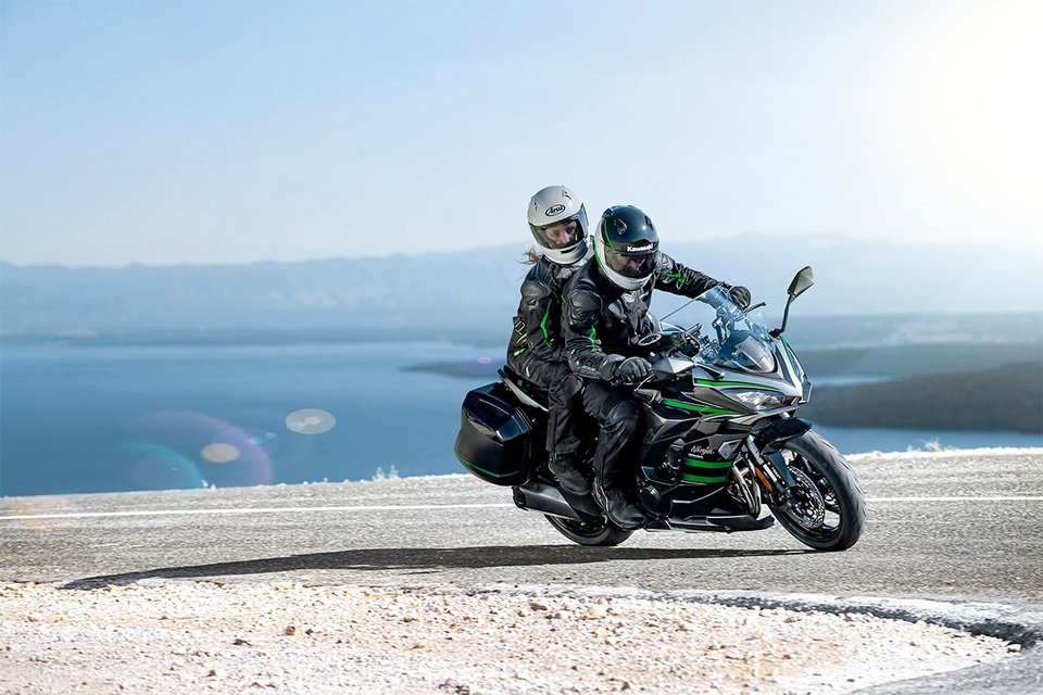 Kawasaki Ninja 1000SX 2020 duoc cai tien anh 3