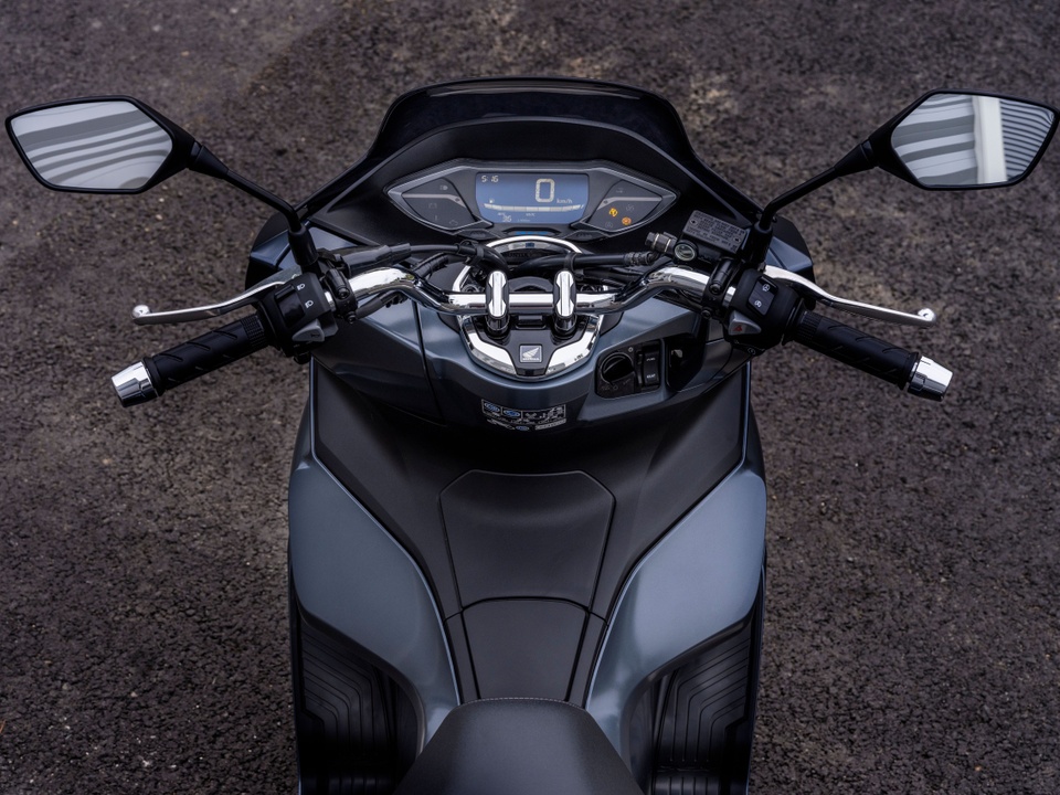 Honda PCX 150 2021 ra mat anh 8