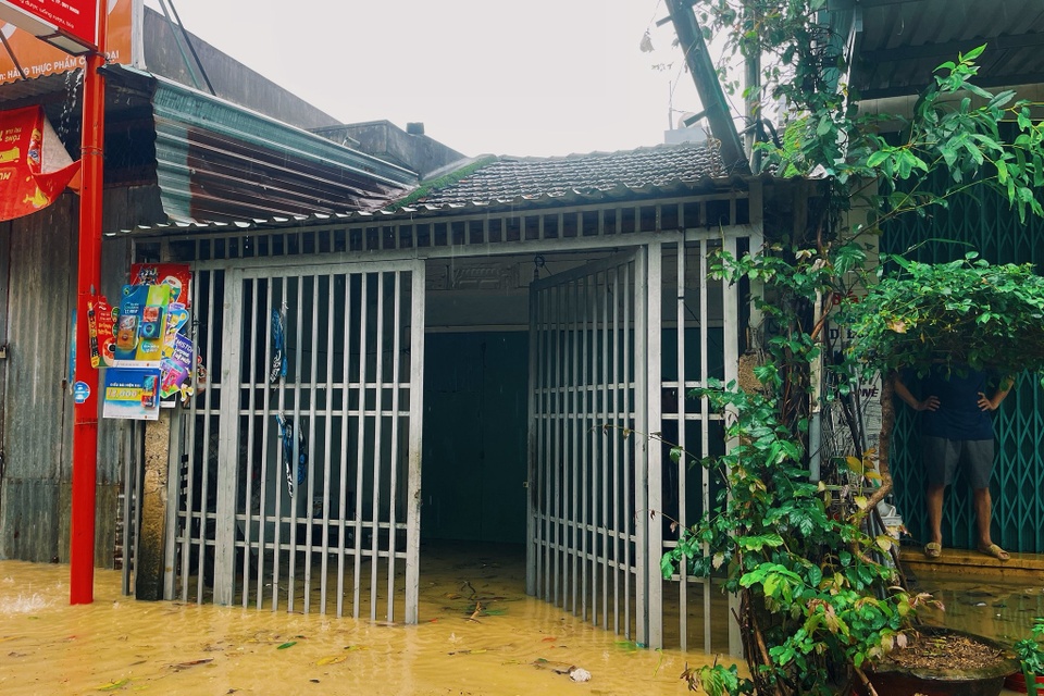 quy nhon ngap nang anh 12