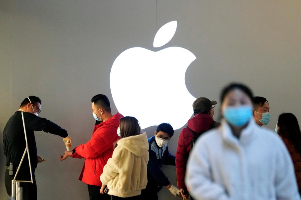 iphone tre hen vi covid-19 anh 1