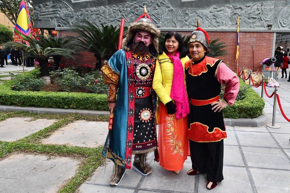 le hoi go Dong Da o Ha Noi mung 5 Tet anh 4