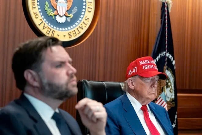Đằng sau quyết định không kích Iran bất ngờ của Tổng thống Trump