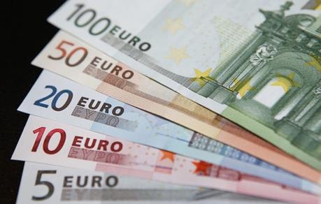 dong euro anh 2