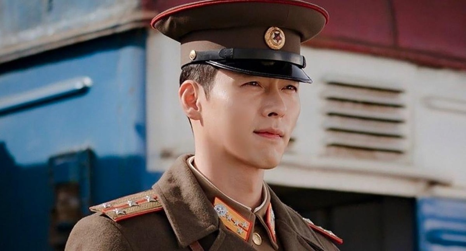 Ha canh noi anh,  Hyun Bin,  Son Ye Jin,  Trieu Tien anh 3