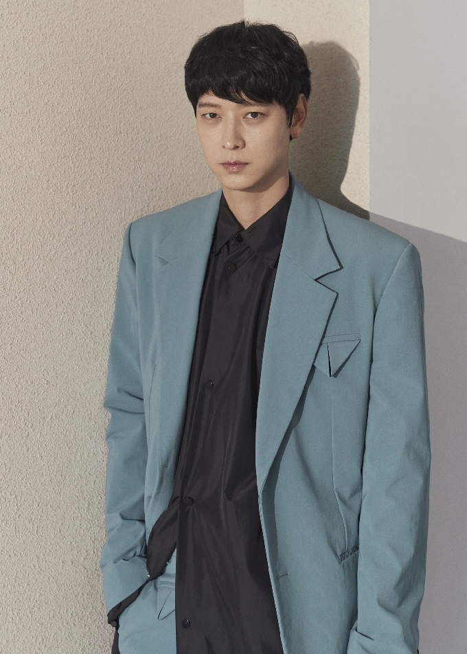 Kang Dong Won,  Peninsula,  Train to Busan anh 3