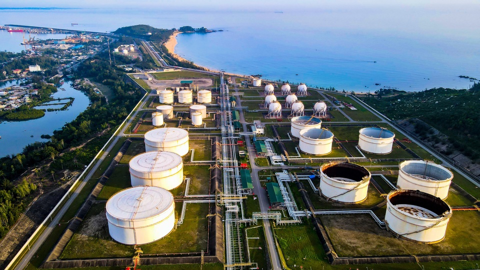 Đề xuất toàn bộ ôtô, xe máy sử dụng xăng E10 từ năm 2026