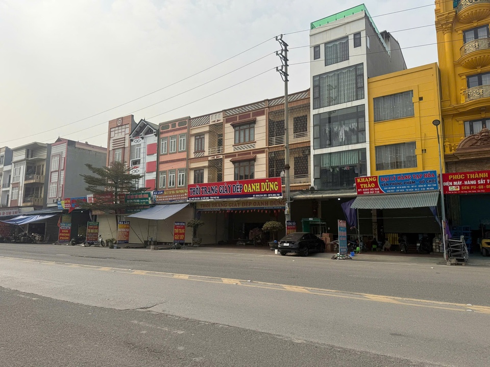 Cảnh tượng chưa từng xảy ra dịp Tết ở chợ đầu mối rất lớn miền Bắc