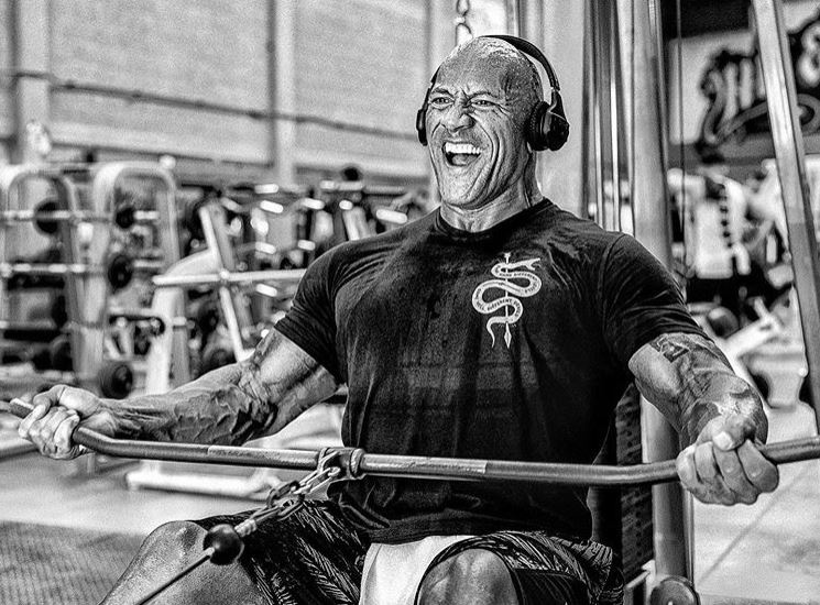 Co bap cua The Rock anh 3