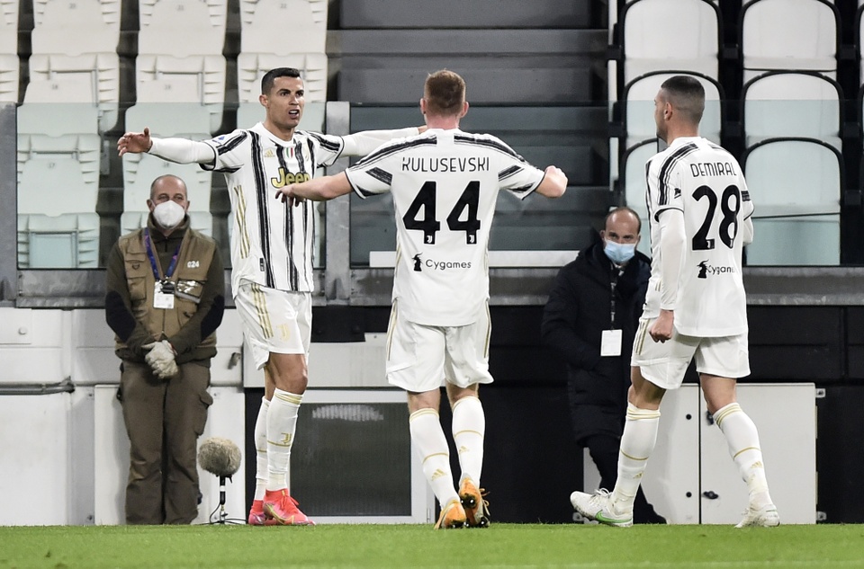 Ronaldo lap cu dup anh 1