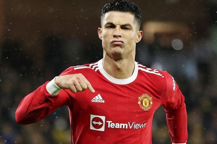 Ronaldo can nhac roi MU anh 1