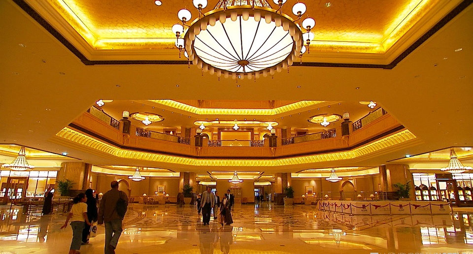 Khach san xa xi nhat the gioi chi 130.000 USD/nam dat vang lai tran hinh anh 1