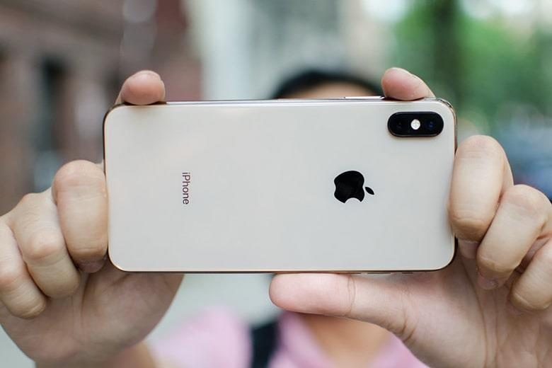 so sanh camera iPhone XS Max voi Galaxy S10 anh 2