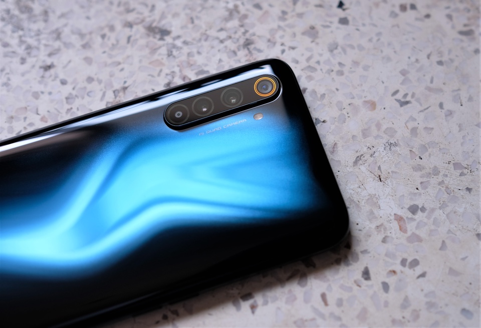 Chi tiet Realme 6 Pro anh 6