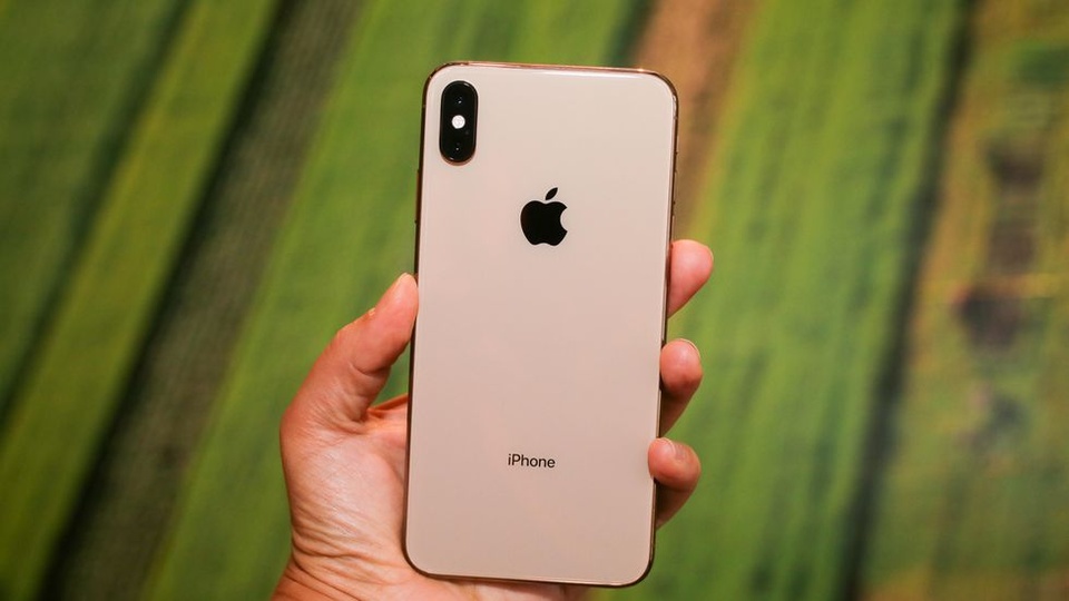 iPhone cu giam gia anh 3