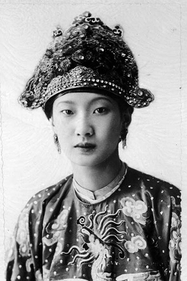 Nam Phuong hoang hau anh 5