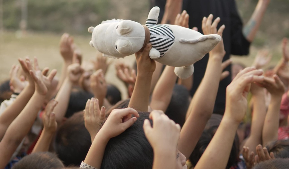 Toàn cảnh ồn ào vụ 'Nuôi Em'