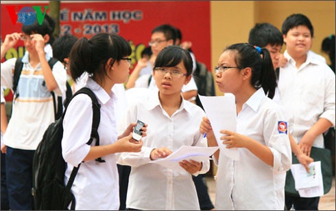 so giai thich ly do tang hoc phi anh 1
