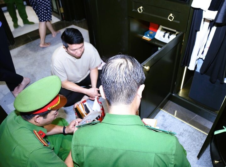 Chong Doan Di Bang,  Doan Di Bang,  CS Doan Di Bang,  DV Doan Di Bang anh 1