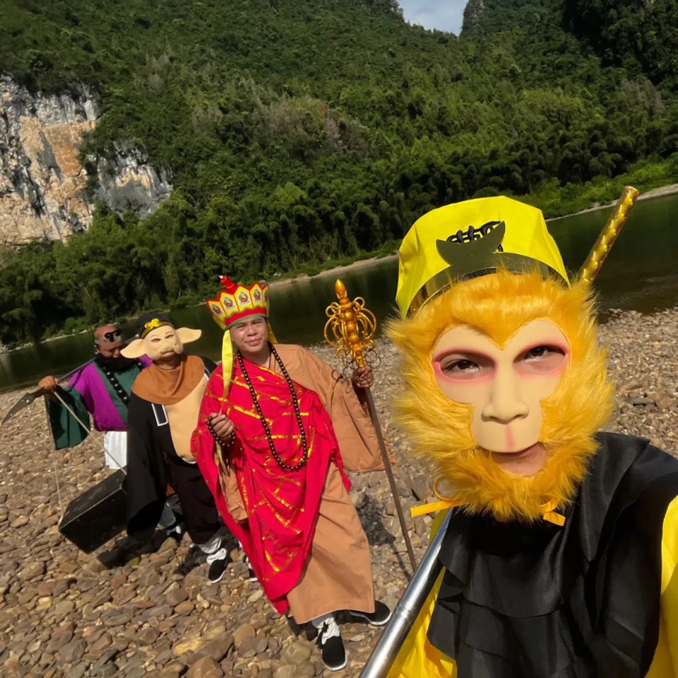 Tay Du Ky anh 1