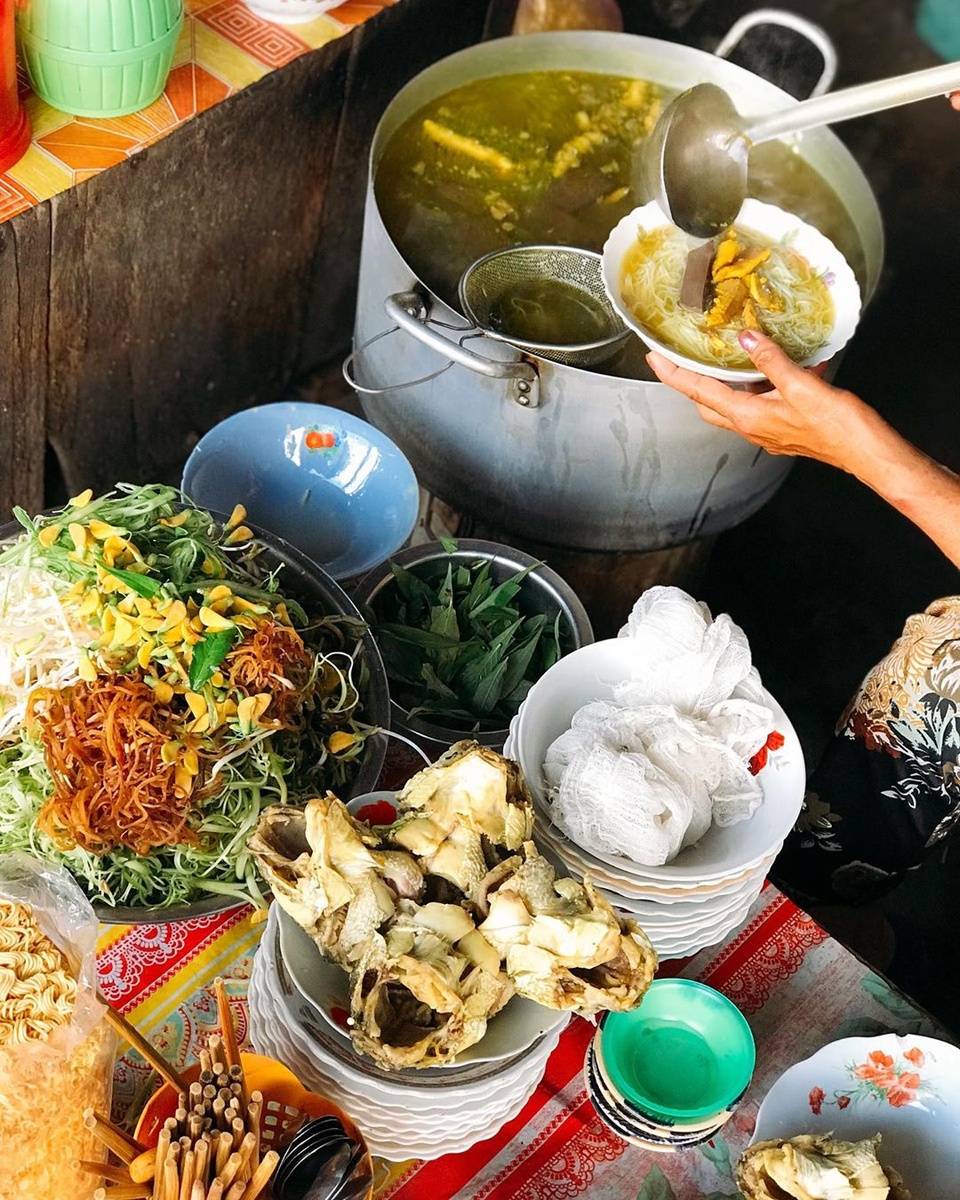 dac san mua nuoc noi anh 3