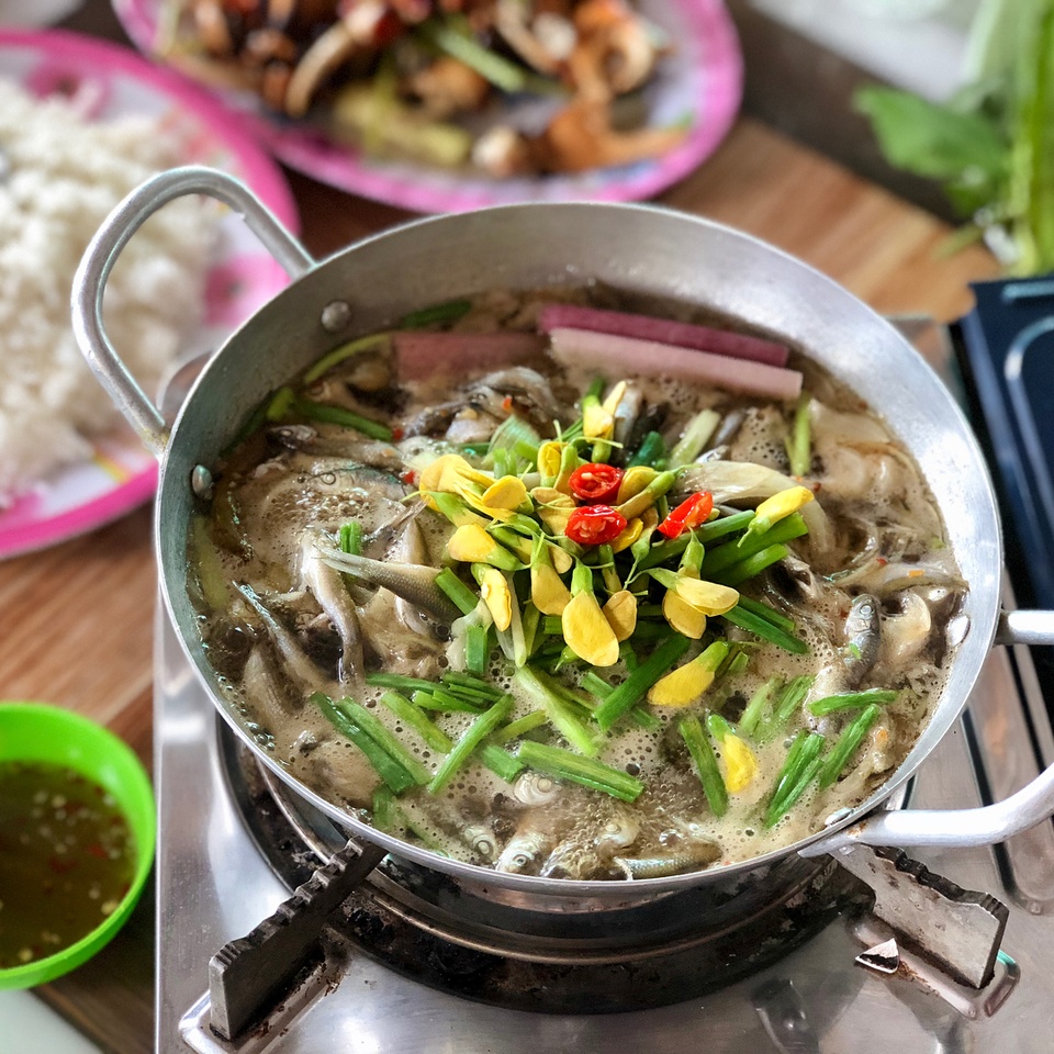dac san mua nuoc noi anh 1