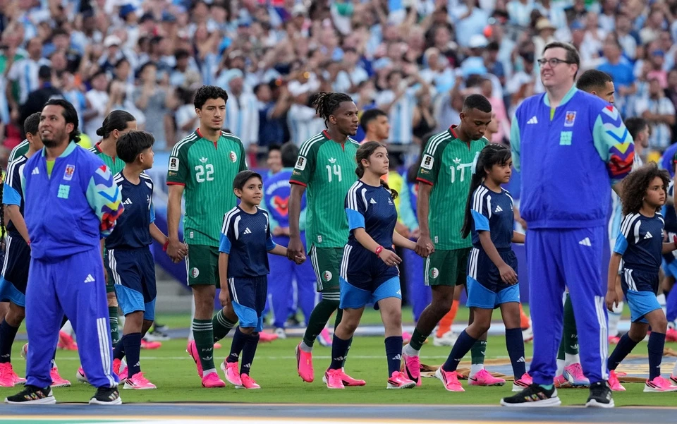 world cup,  ibrahim maza,  algeria anh 1