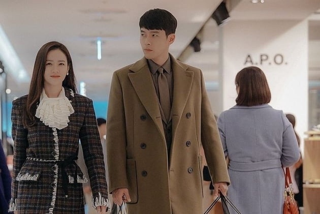 Hyun Bin va son ye jin ket hon anh 3