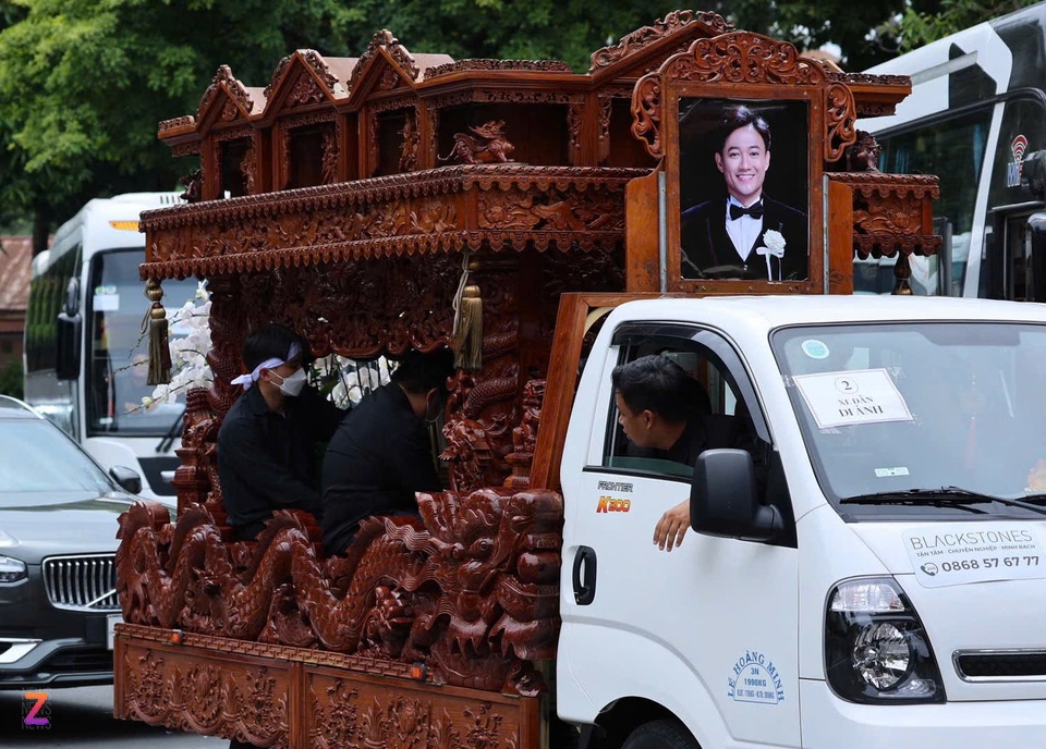 Quy Binh qua doi anh 2